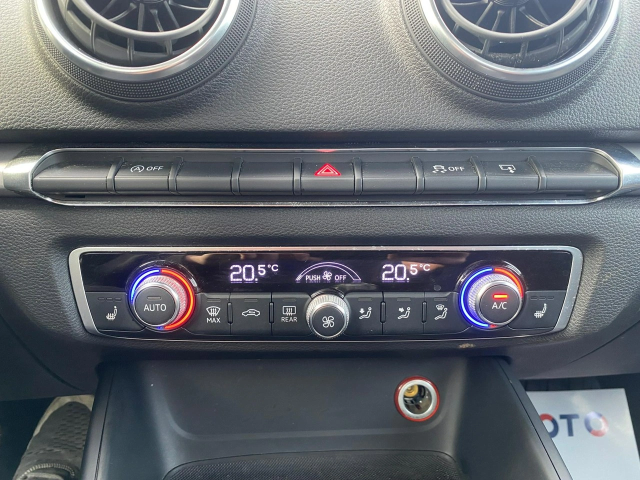 Audi A3 - Zdjęcie 40
