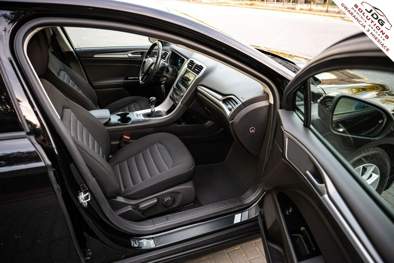 Ford Mondeo - Zdjęcie 25
