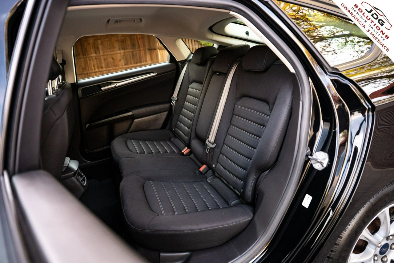 Ford Mondeo - Zdjęcie 30