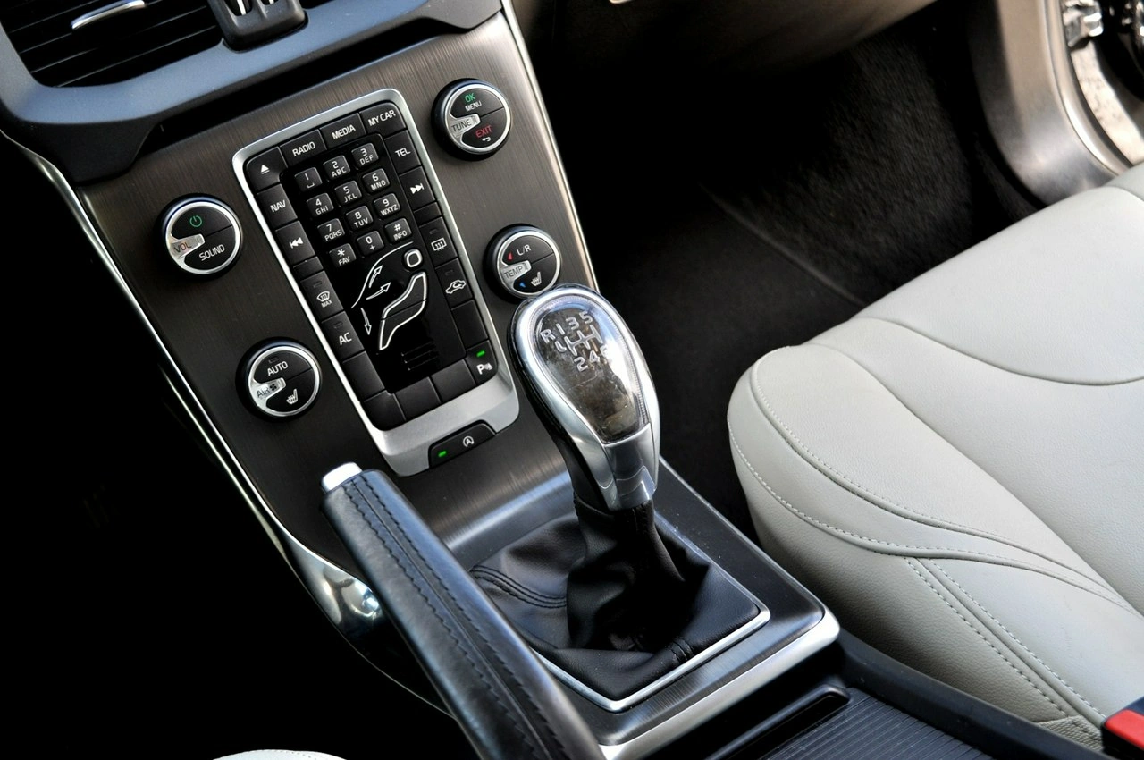 Volvo V40 - Zdjęcie 13