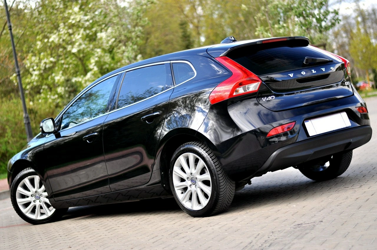 Volvo V40 - Zdjęcie 2
