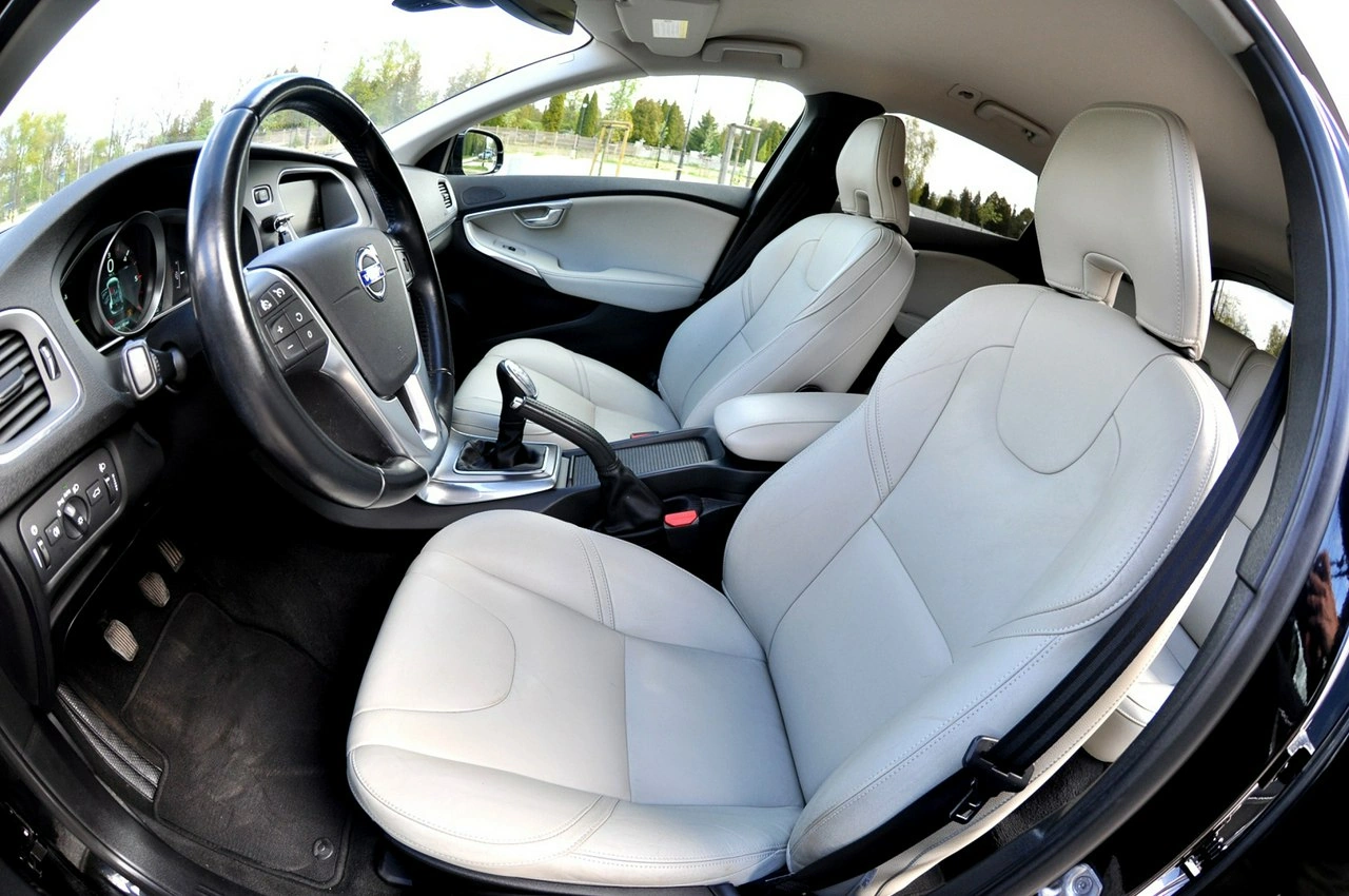 Volvo V40 - Zdjęcie 6