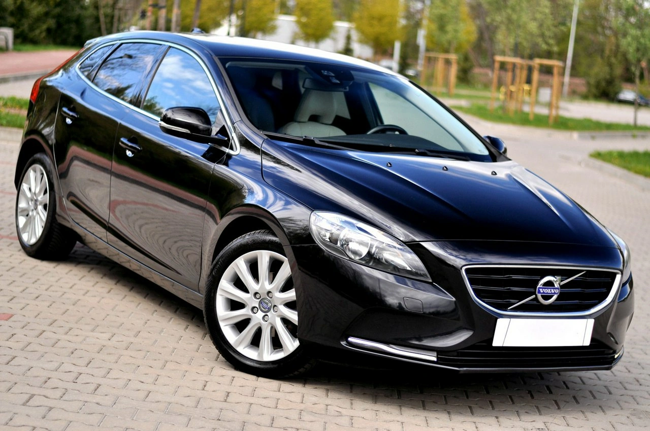 Volvo V40 - Główne zdjęcie
