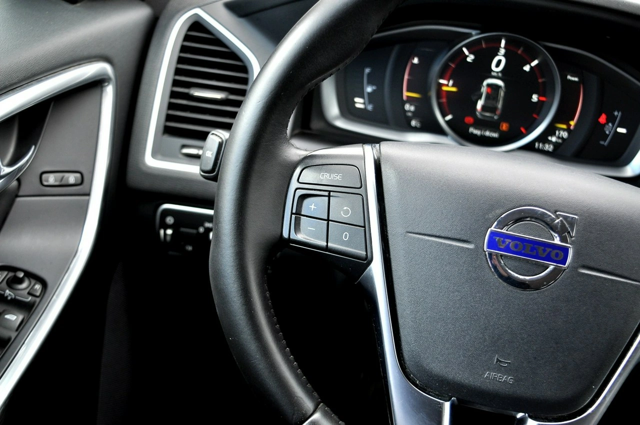 Volvo XC 60 - Zdjęcie 19