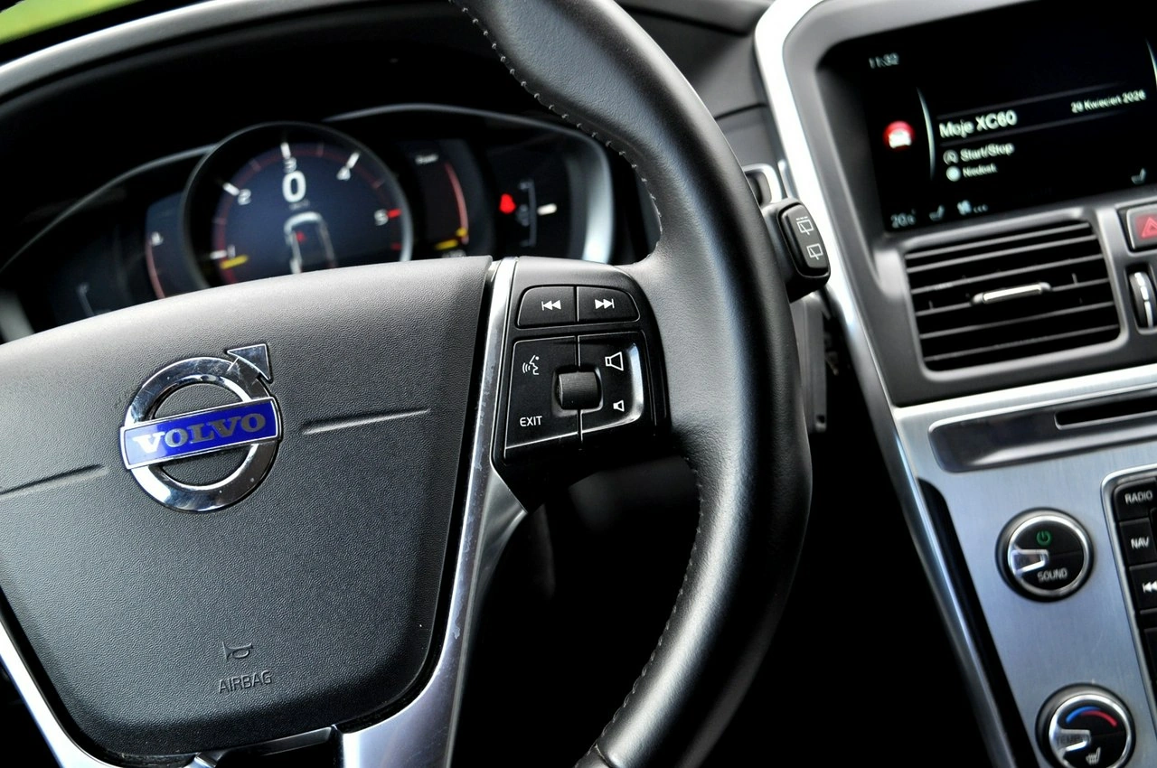 Volvo XC 60 - Zdjęcie 20
