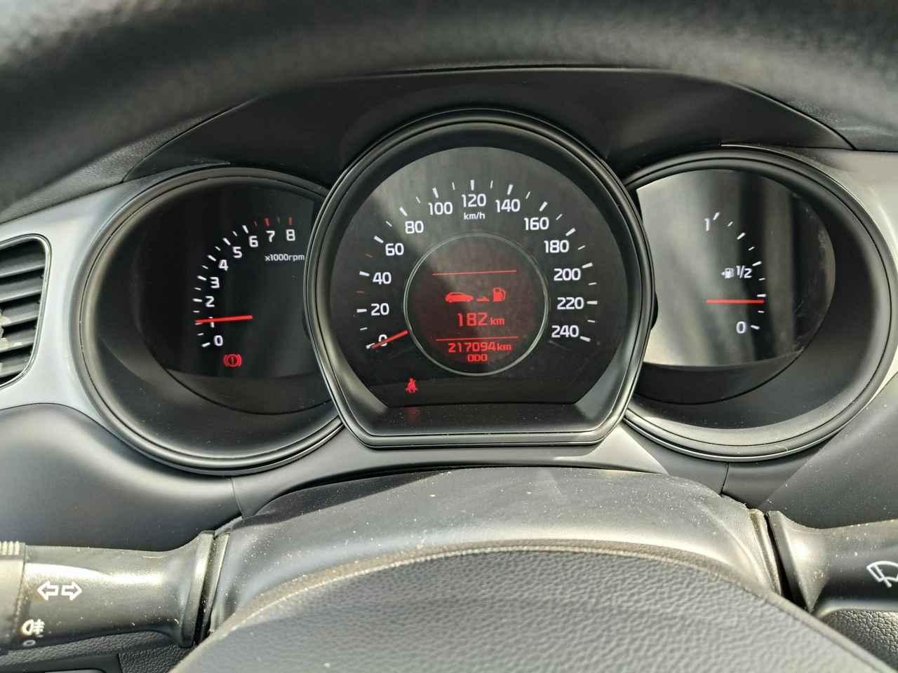 Kia Ceed - Zdjęcie 13