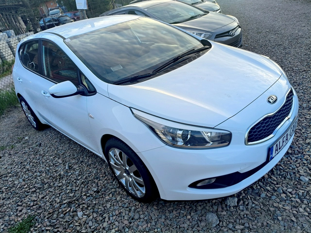 Kia Ceed - Zdjęcie 2