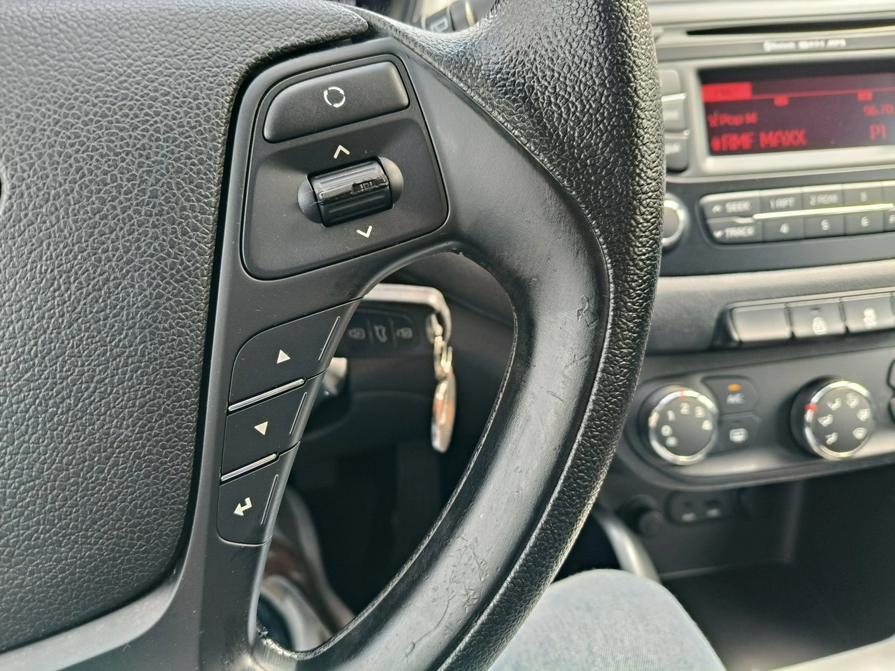 Kia Ceed - Zdjęcie 7