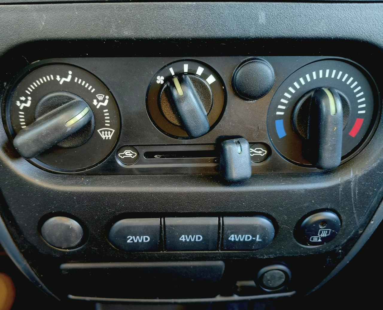 Suzuki Jimny - Zdjęcie 8