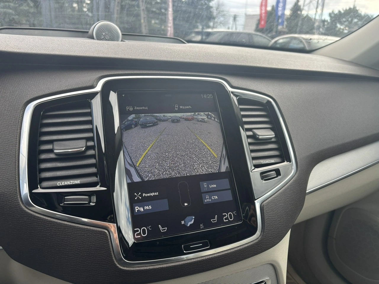 Volvo XC 90 - Zdjęcie 25