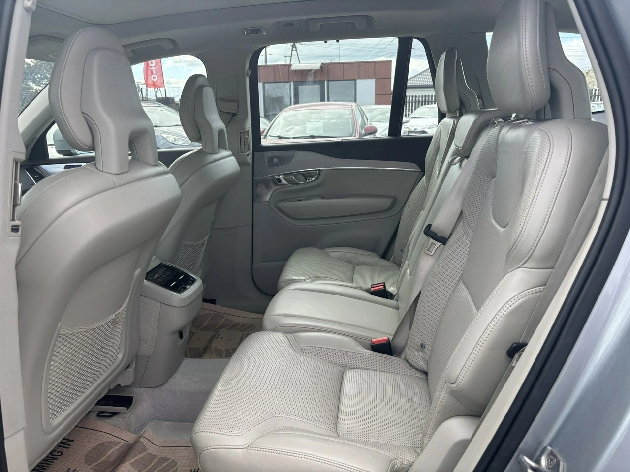 Volvo XC 90 - Zdjęcie 29
