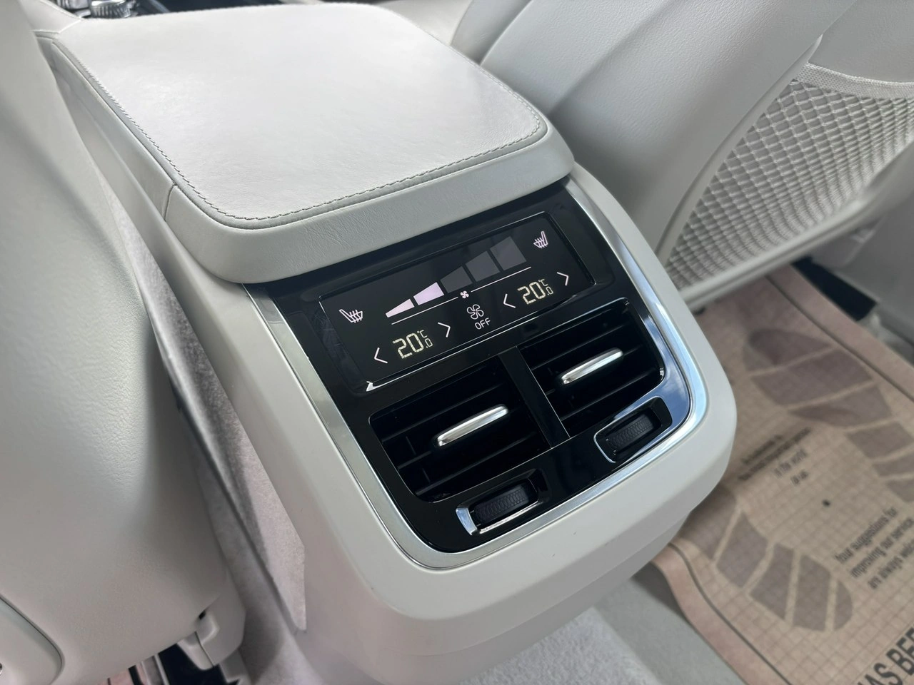 Volvo XC 90 - Zdjęcie 31