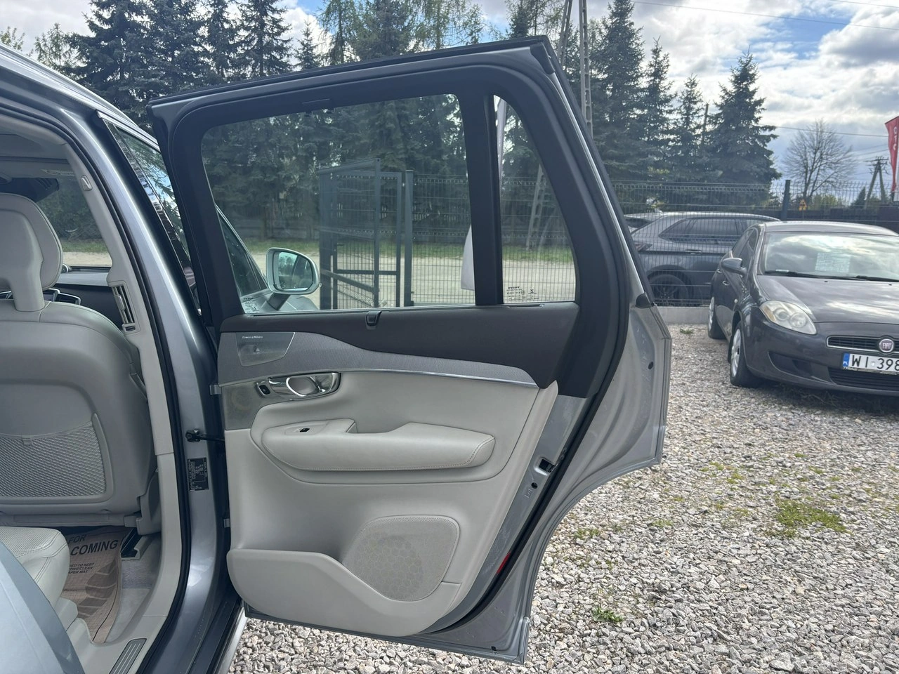 Volvo XC 90 - Zdjęcie 34