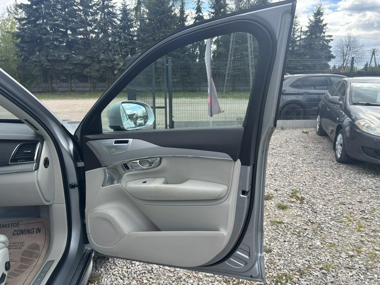 Volvo XC 90 - Zdjęcie 37