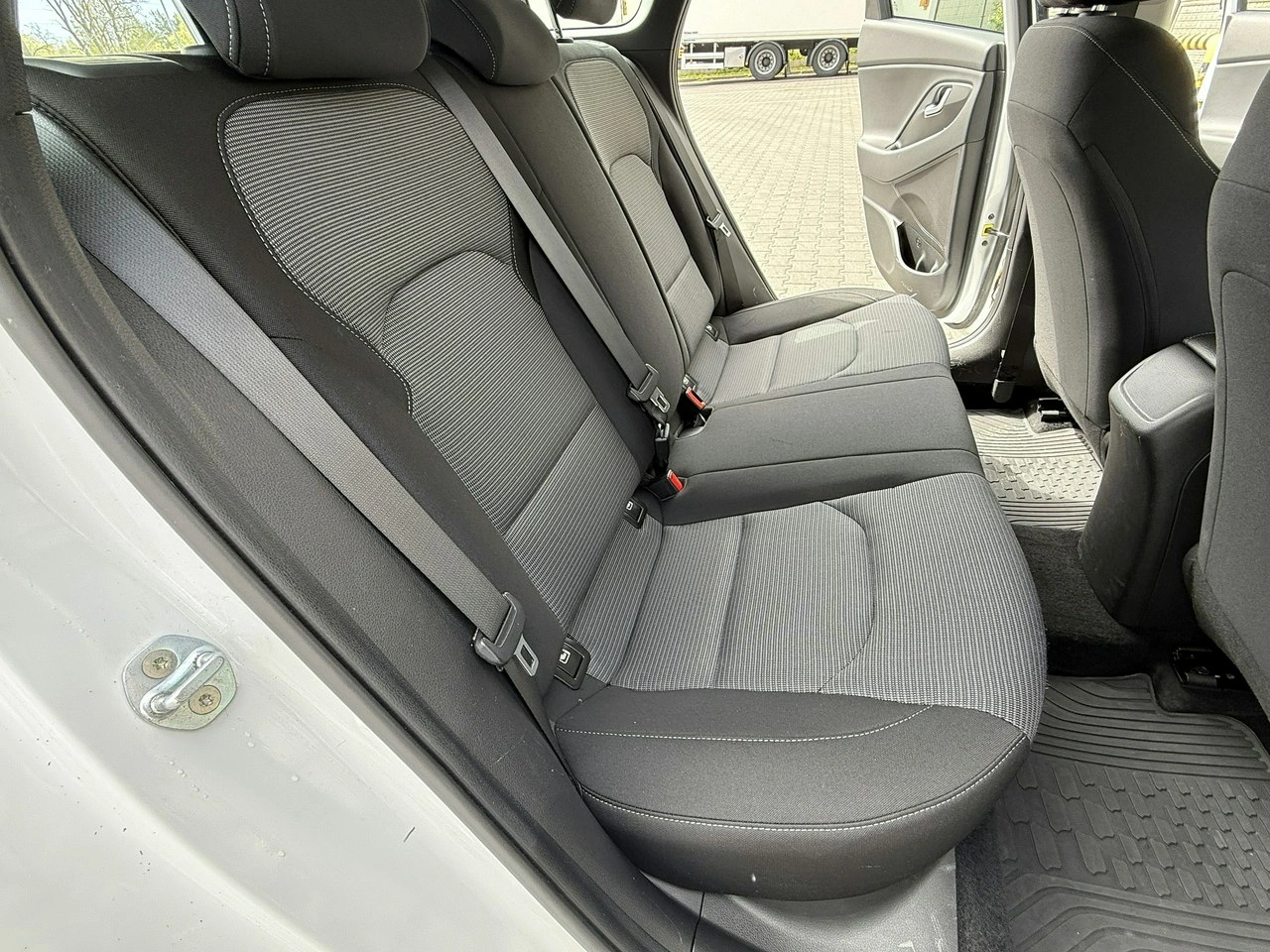 Hyundai i30 - Zdjęcie 18
