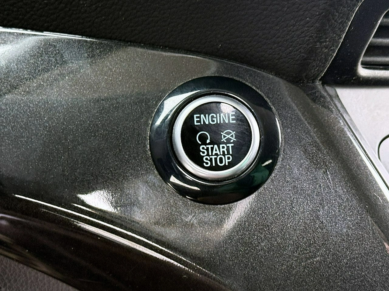 Ford Kuga - Zdjęcie 15