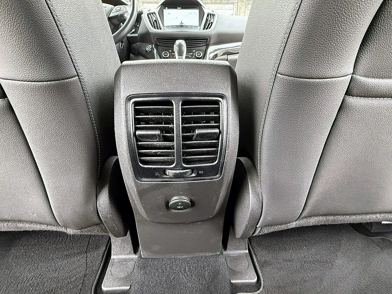 Ford Kuga - Zdjęcie 18