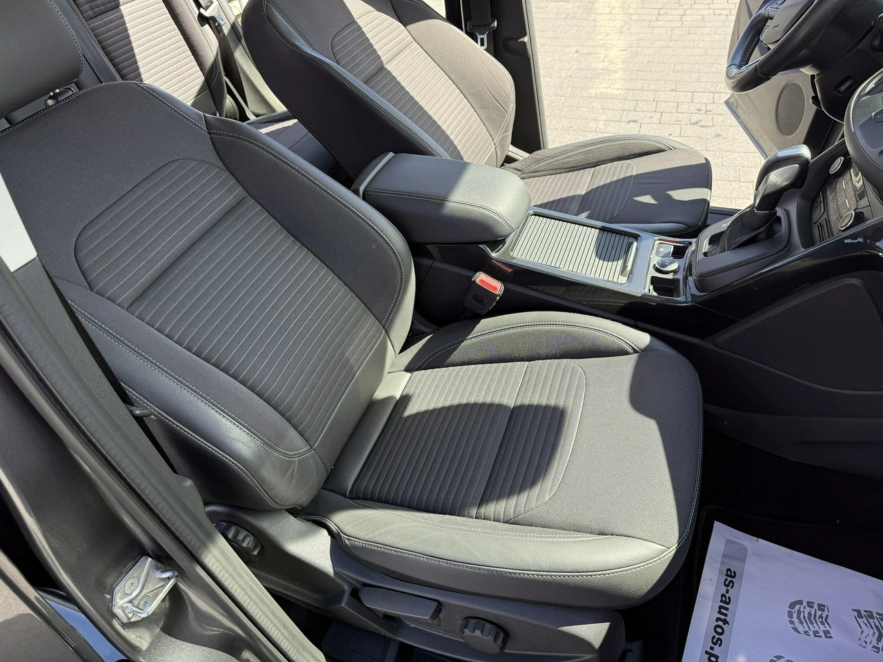 Ford Kuga - Zdjęcie 64