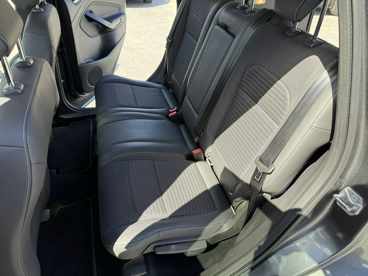 Ford Kuga - Zdjęcie 20