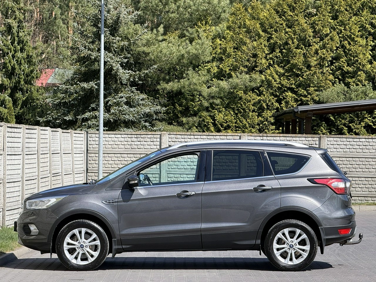 Ford Kuga - Zdjęcie 32
