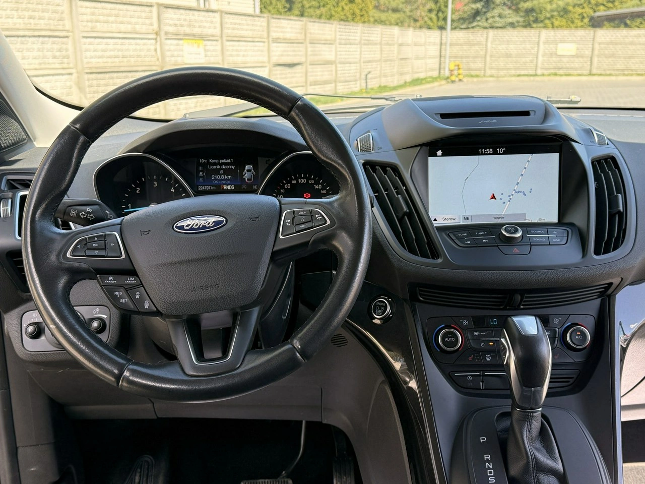 Ford Kuga - Zdjęcie 44