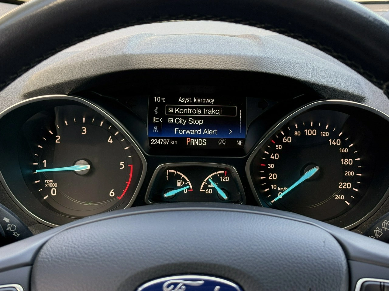Ford Kuga - Zdjęcie 57