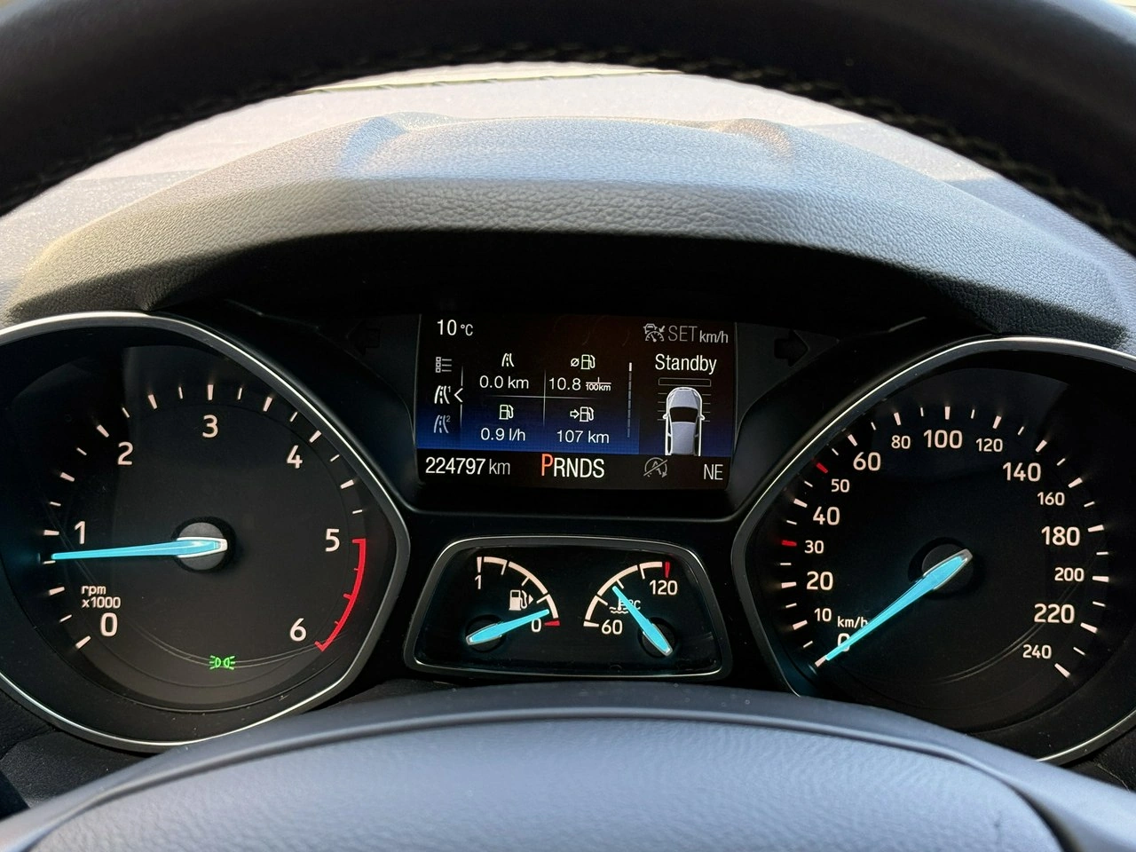 Ford Kuga - Zdjęcie 11