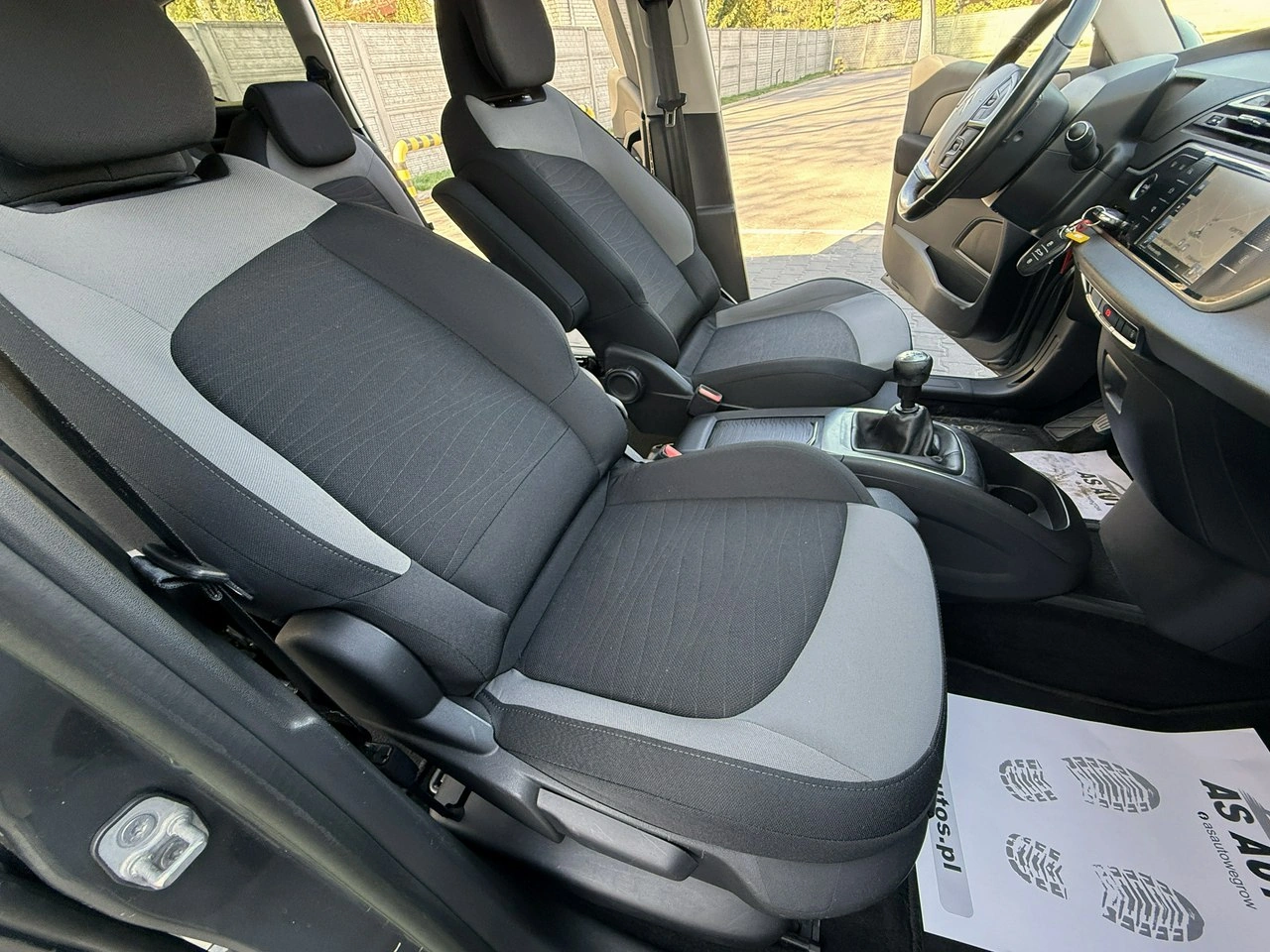 Citroën C4 Grand Picasso - Zdjęcie 74