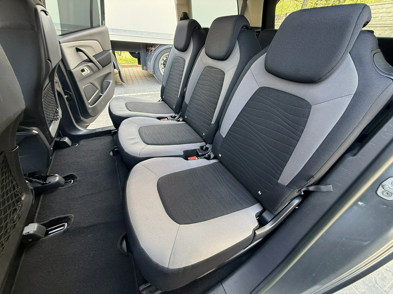 Citroën C4 Grand Picasso - Zdjęcie 18
