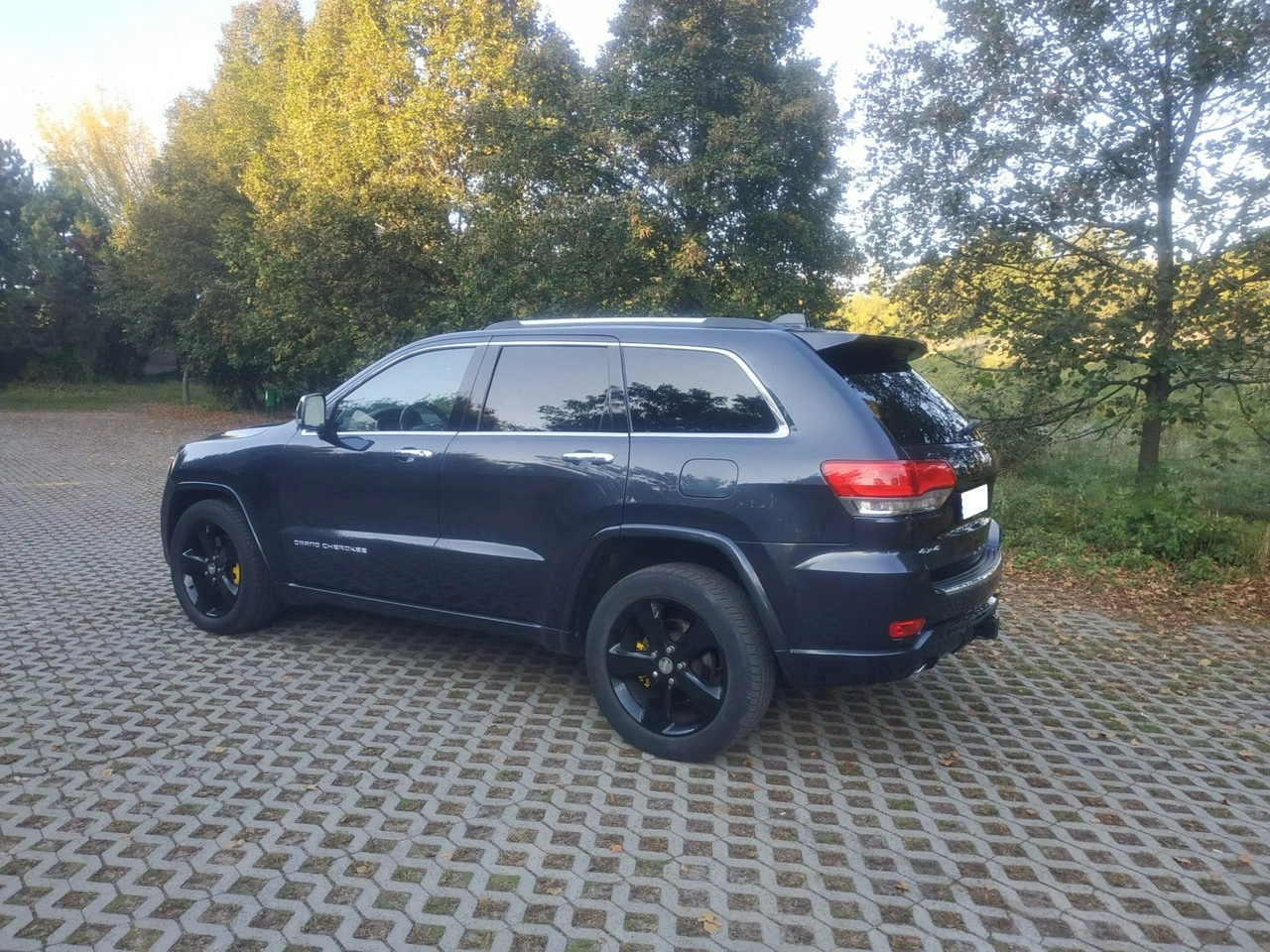 Jeep Grand Cherokee - Zdjęcie 9