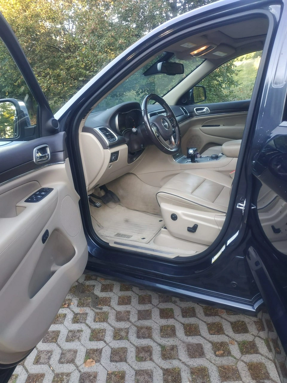 Jeep Grand Cherokee - Zdjęcie 18