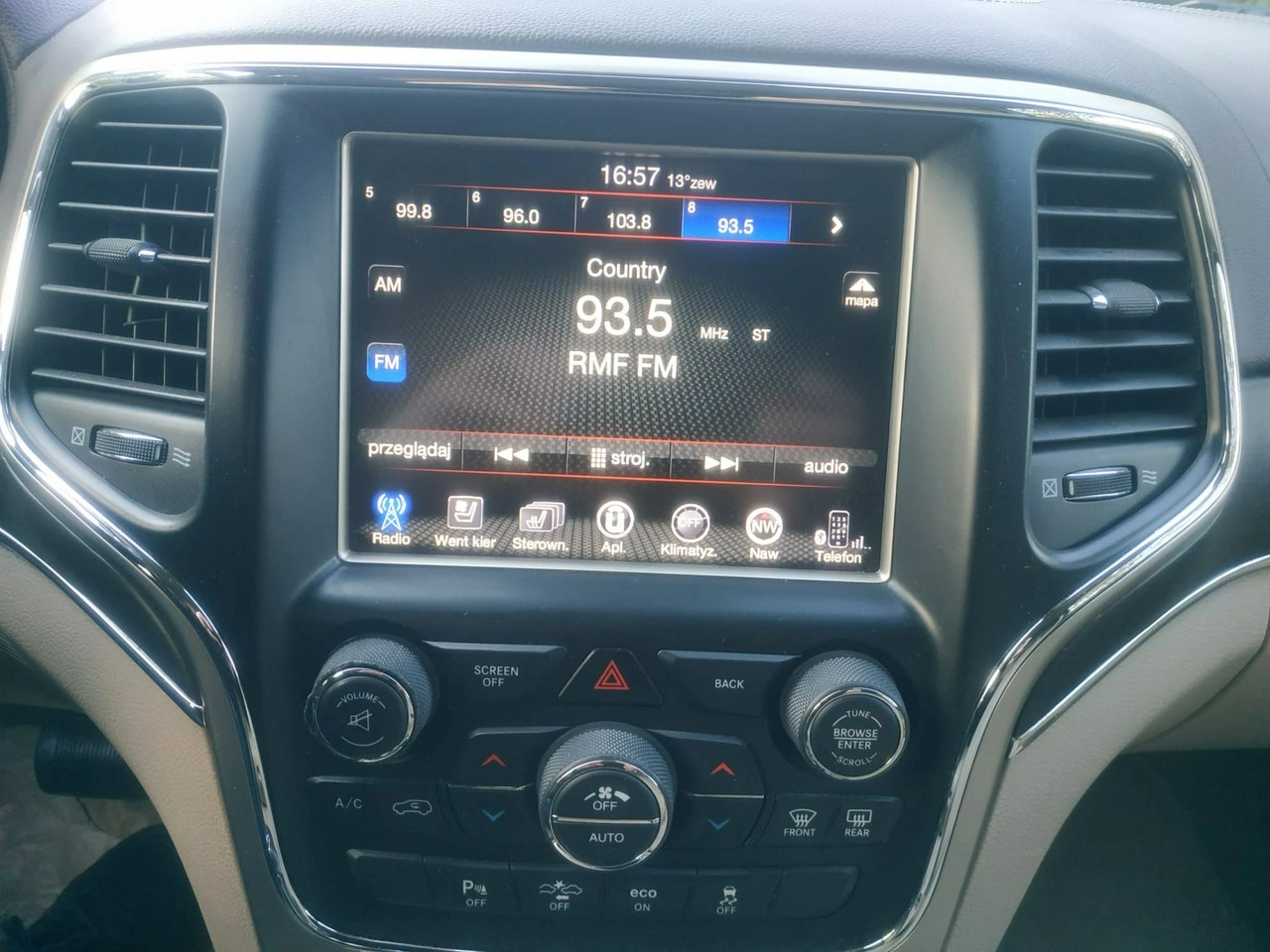 Jeep Grand Cherokee - Zdjęcie 30