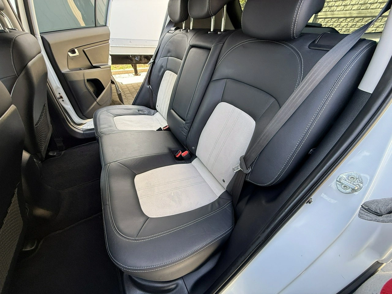 Kia Sportage - Zdjęcie 10