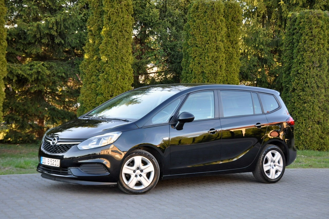 Opel Zafira - Zdjęcie 10