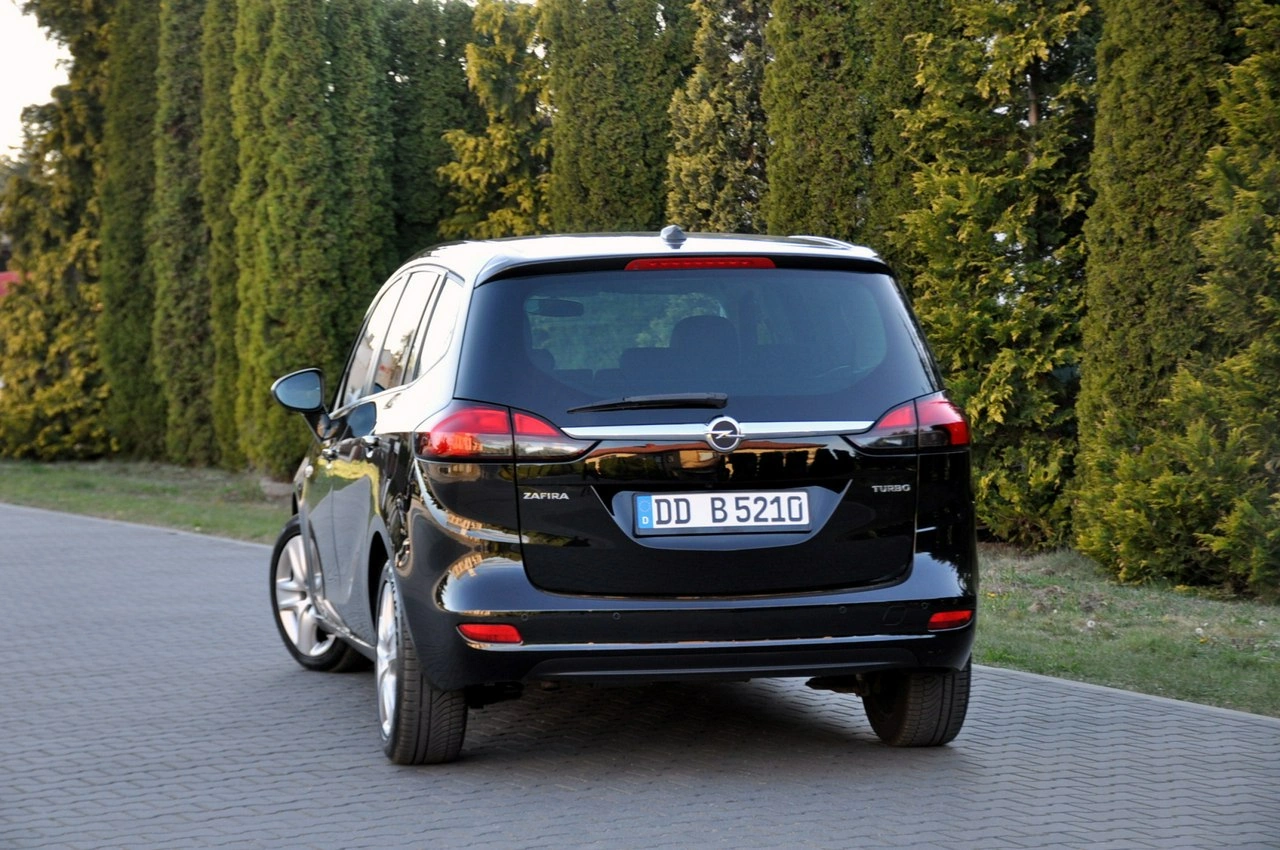 Opel Zafira - Zdjęcie 14