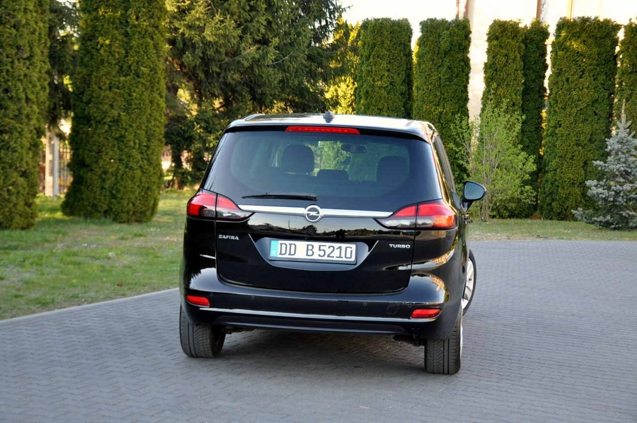 Opel Zafira - Zdjęcie 6