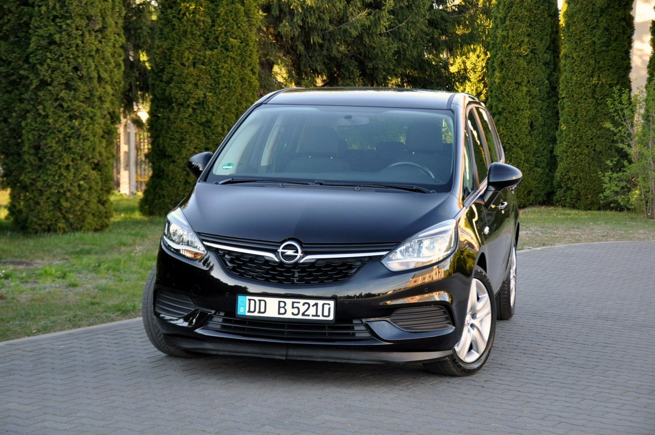 Opel Zafira - Zdjęcie 7