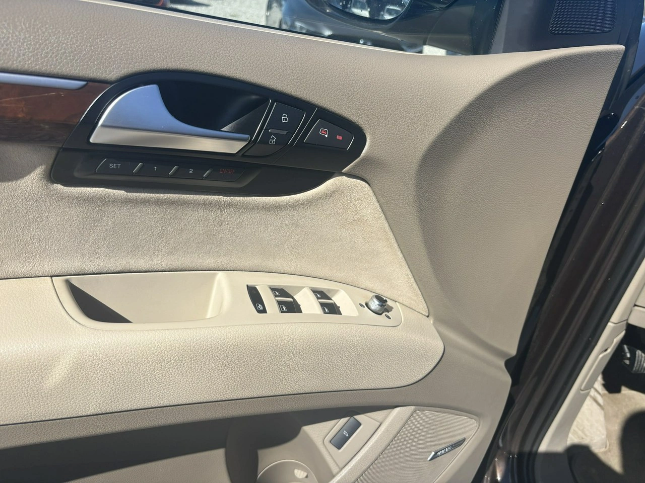 Audi Q7 - Zdjęcie 16