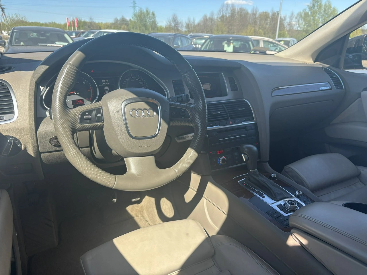 Audi Q7 - Zdjęcie 19