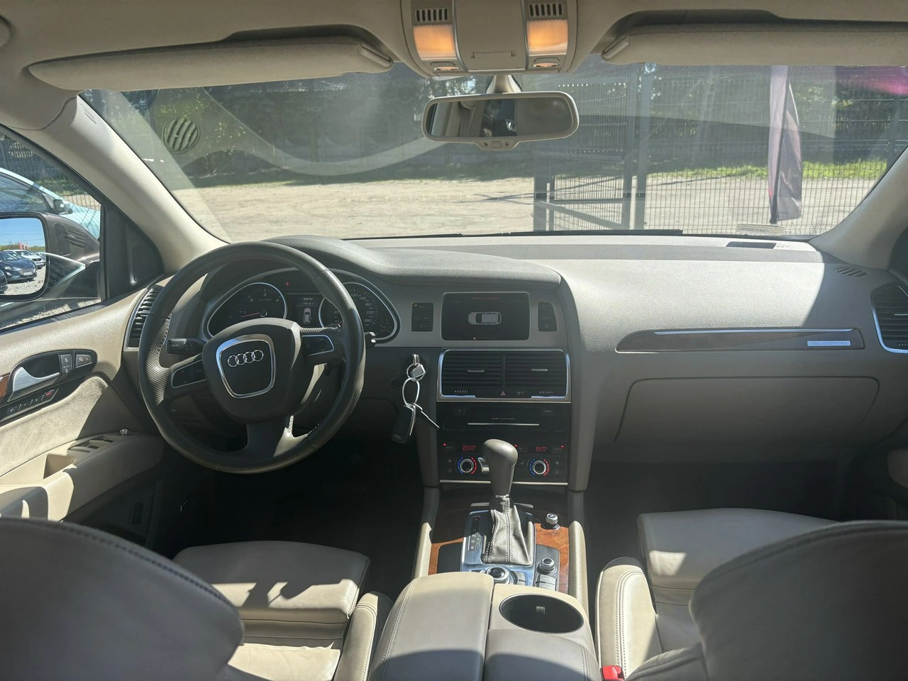 Audi Q7 - Zdjęcie 20
