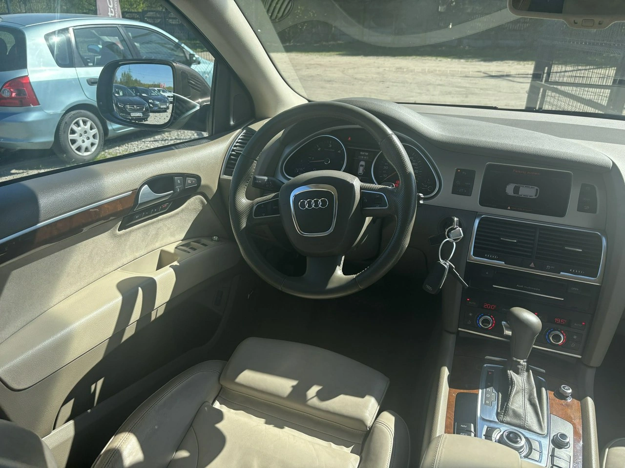 Audi Q7 - Zdjęcie 23