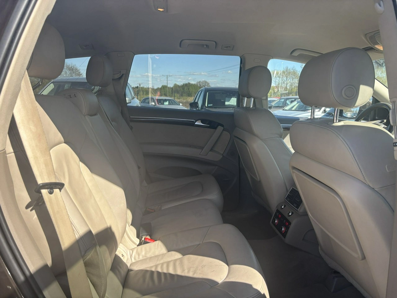 Audi Q7 - Zdjęcie 35