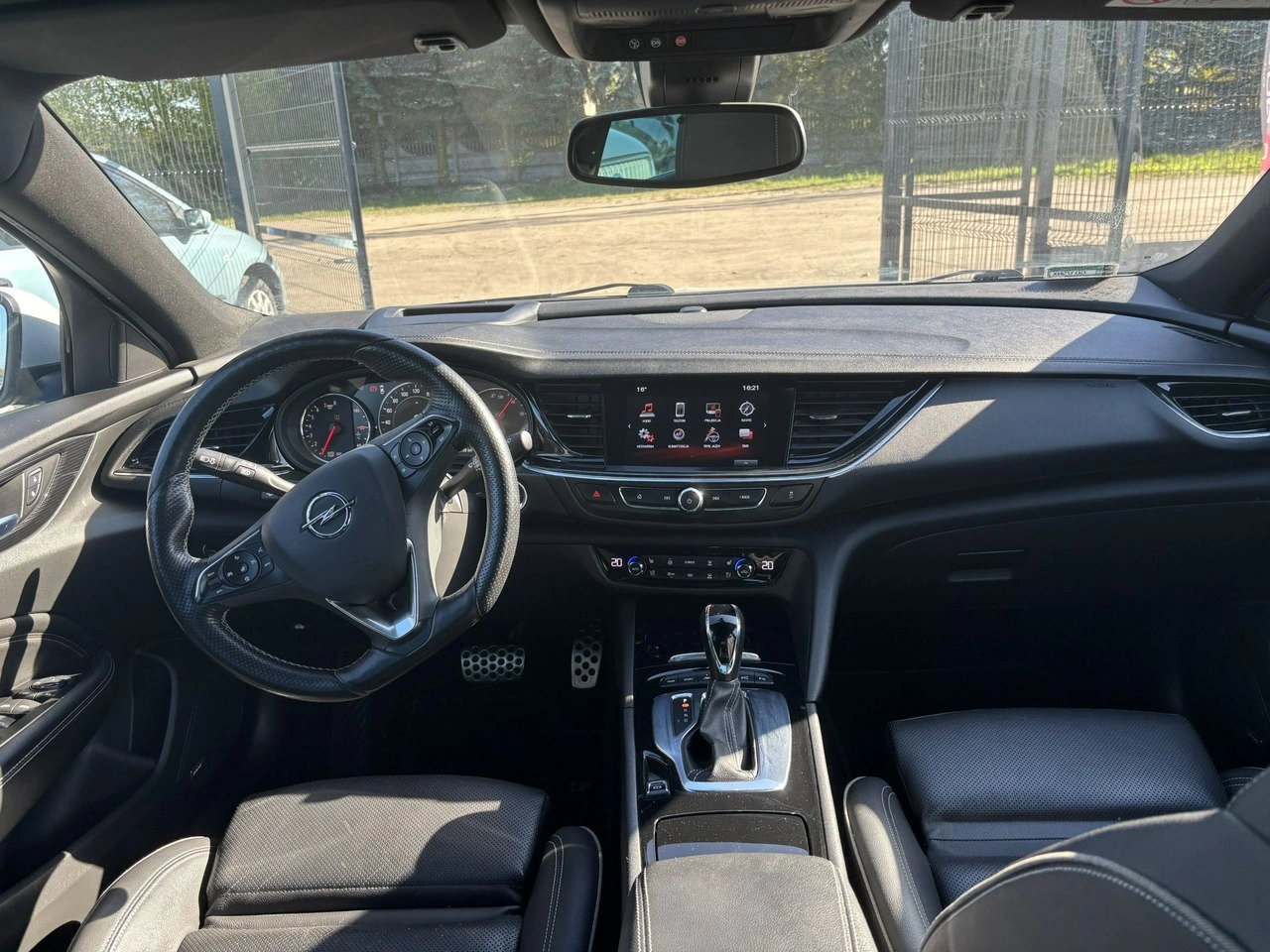 Opel Insignia - Zdjęcie 19