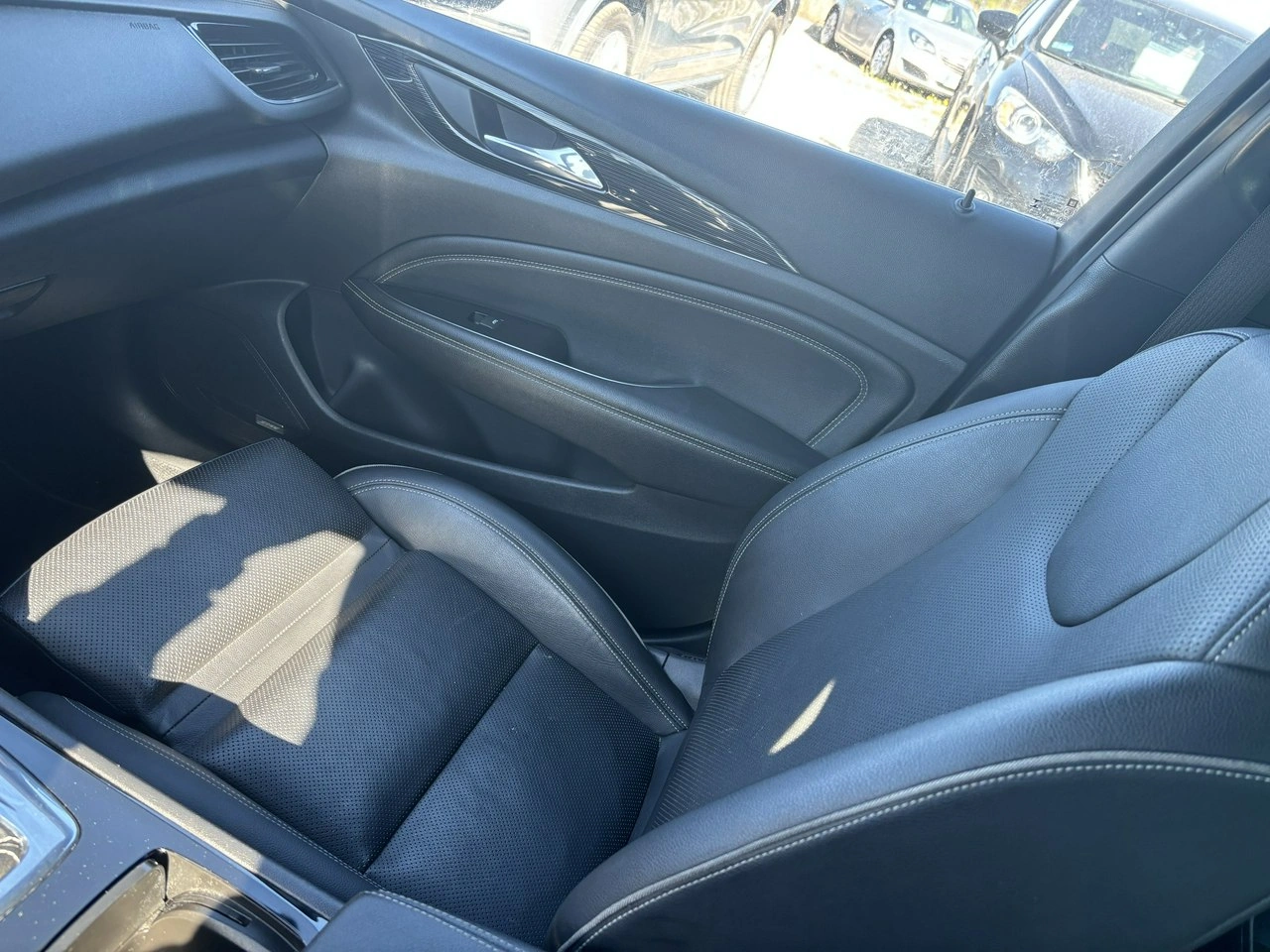 Opel Insignia - Zdjęcie 27