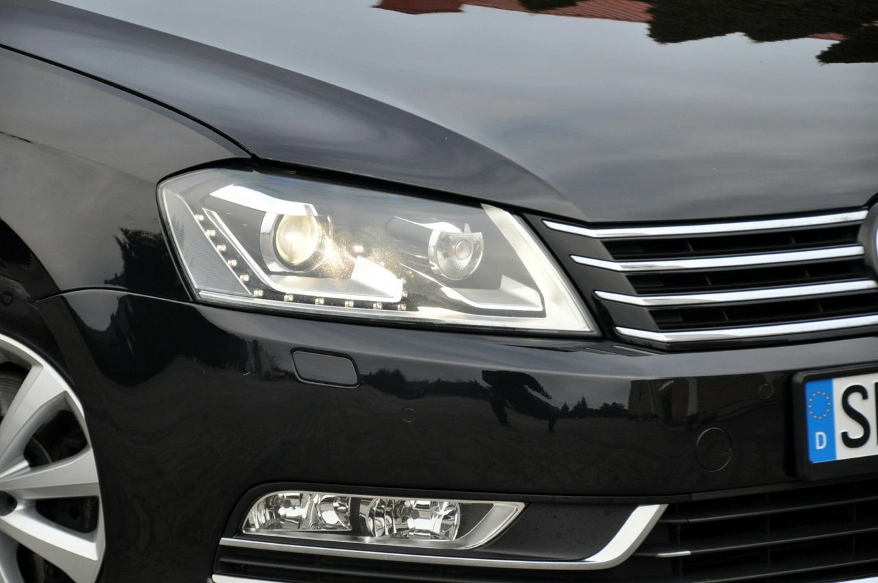 Volkswagen Passat - Zdjęcie 11