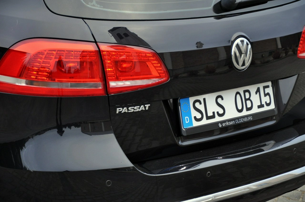 Volkswagen Passat - Zdjęcie 15