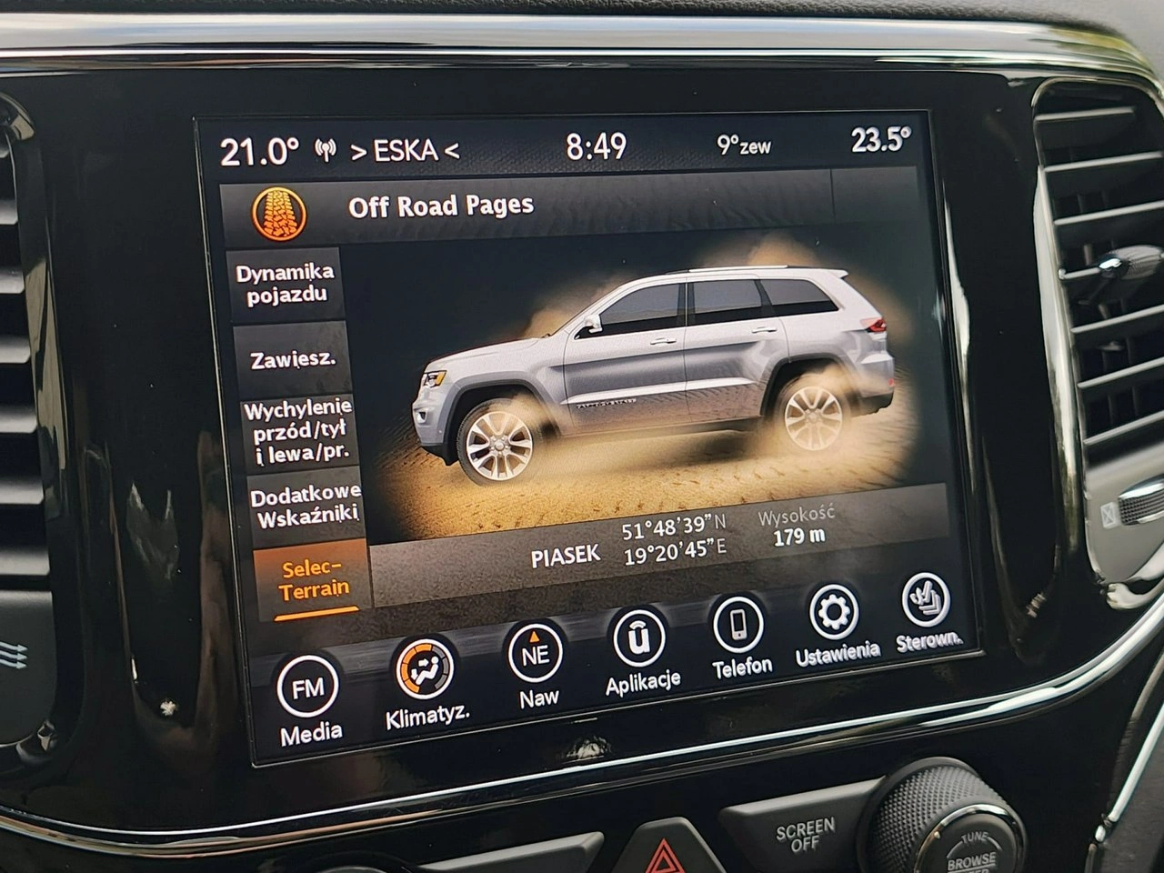 Jeep Grand Cherokee - Zdjęcie 34