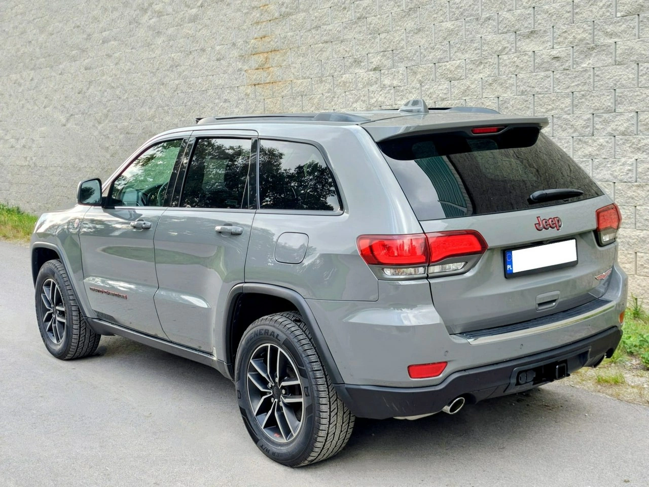Jeep Grand Cherokee - Zdjęcie 4
