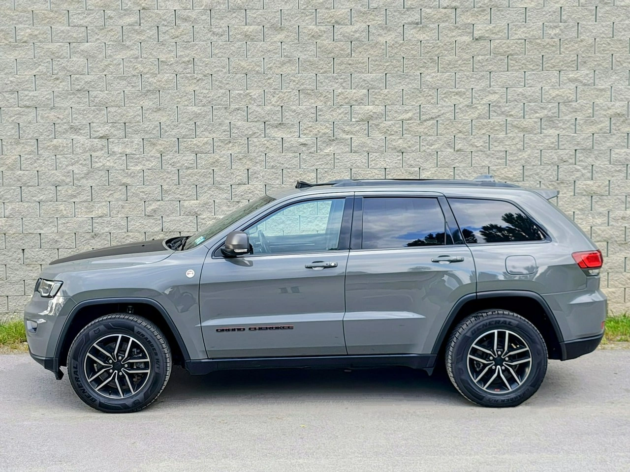 Jeep Grand Cherokee - Zdjęcie 7