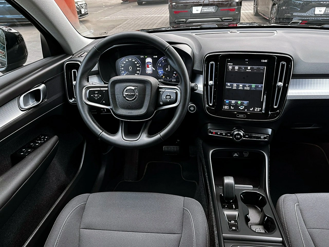 Volvo XC 40 - Zdjęcie 13